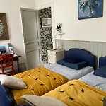 Lodge Aux Chants Des Oiseaux Domaine De La Renardière