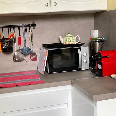 Domaine De La Renardiere - Et D'hotes A La Veuve