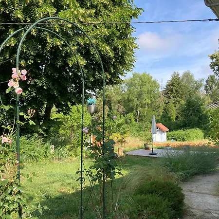 Domaine De La Renardiere - Et D'hotes A La Veuve * Les Grandes-Loges