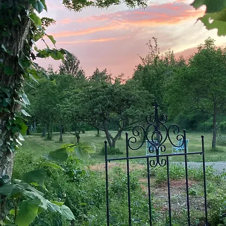 Jaktstuga Domaine De La Renardiere - Et D'hotes A La Veuve Les Grandes-Loges