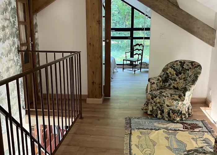 Lodge Domaine De La Renardiere - Et D'hotes A La Veuve *