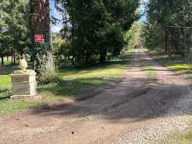 Domaine De La Renardiere - Et D'hotes A La Veuve * Les Grandes-Loges